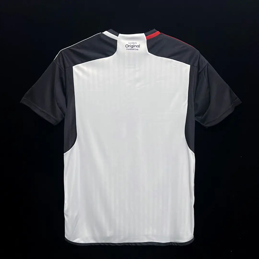 2324 Fulham Maillot Domicile miniature 2