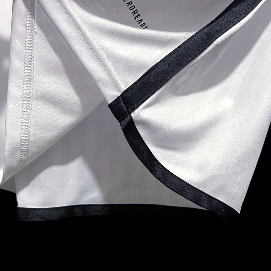 2324 Fulham Maillot Domicile miniature 5