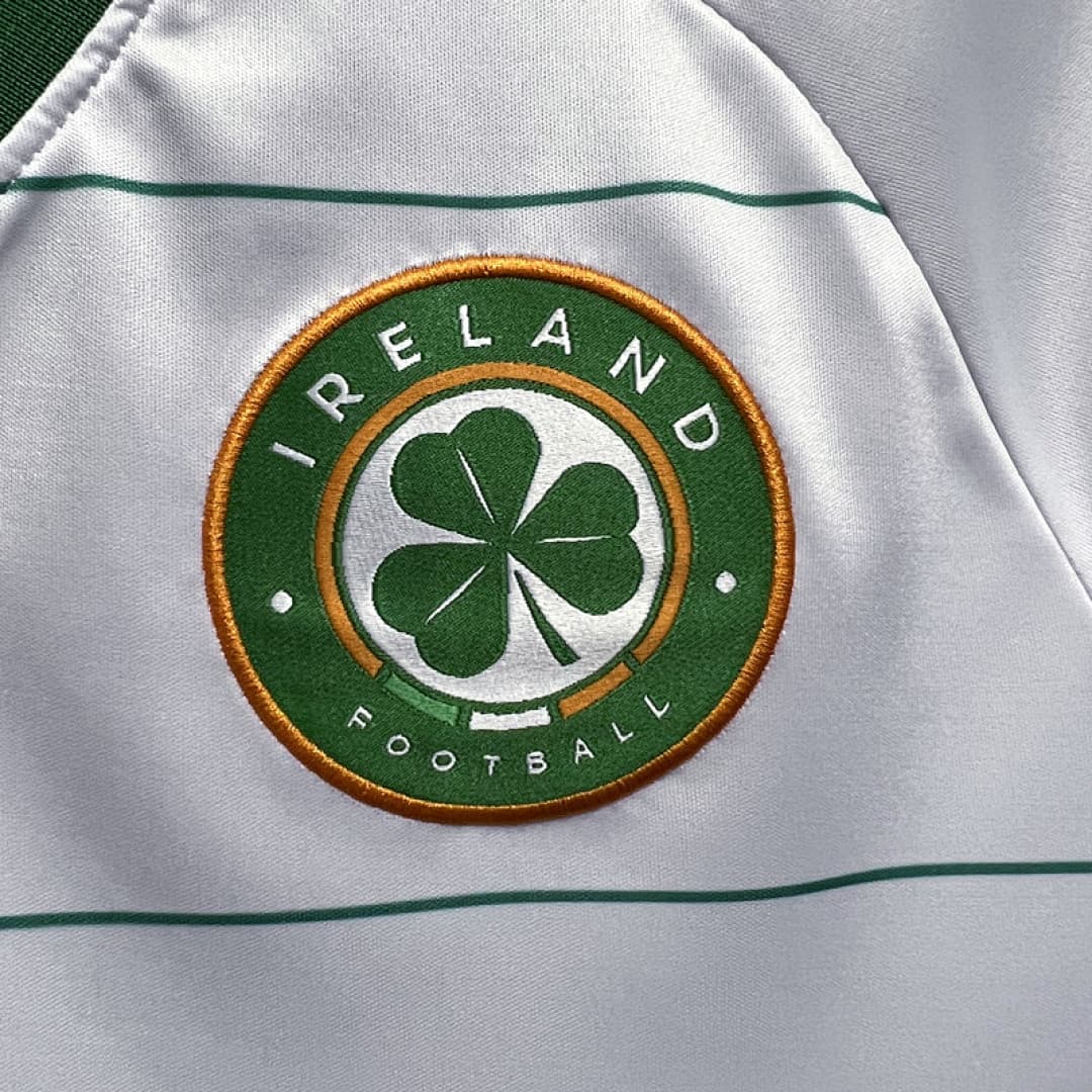 2324 Ireland Maillot Extérieur miniature 8
