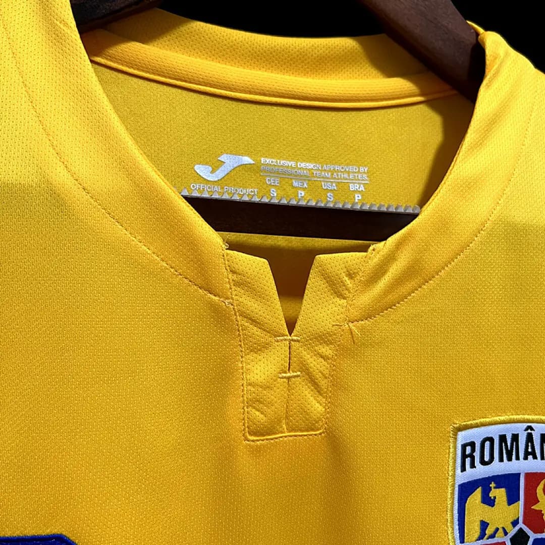 2324 Romania Maillot Domicile miniature 2