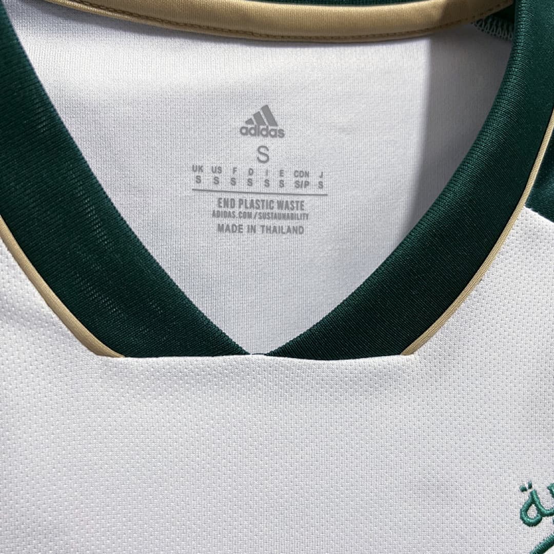 2324 Saudi Maillot Extérieur miniature 6