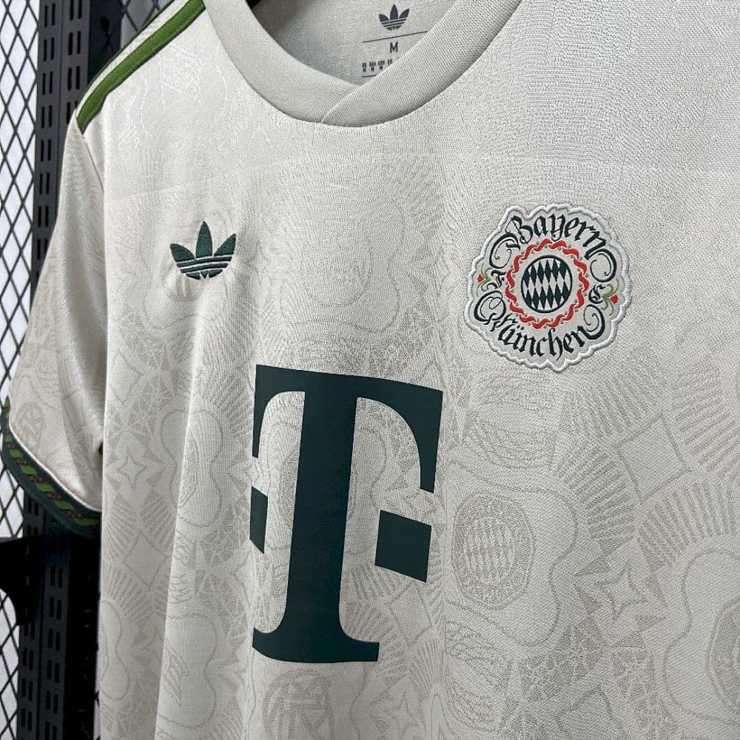 Bayern Munich Maillot Domicile 2025-2026 miniature 9