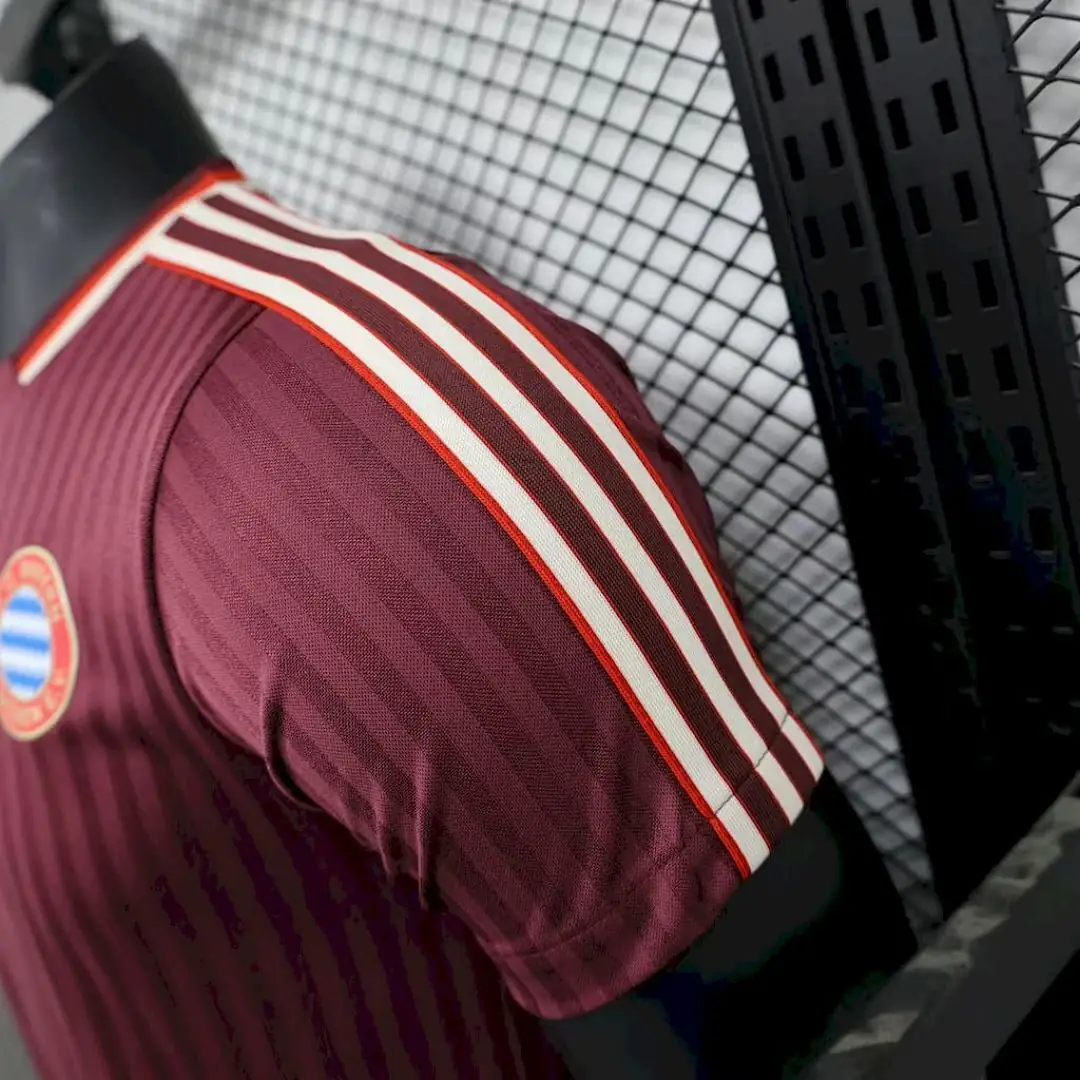 Bayern Munich Maillot Domicile Version Joueur miniature 2