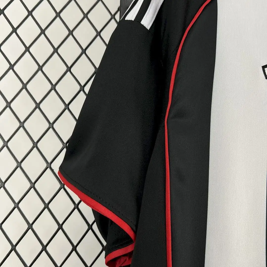 Besiktas 2025-2026 Maillot Extérieur miniature 2
