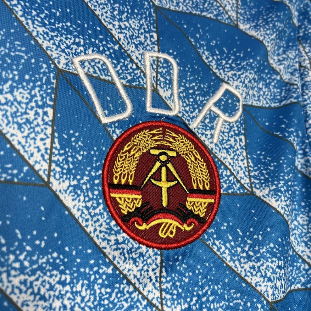 Ddr Maillot Extérieur Retro 1988 miniature 4