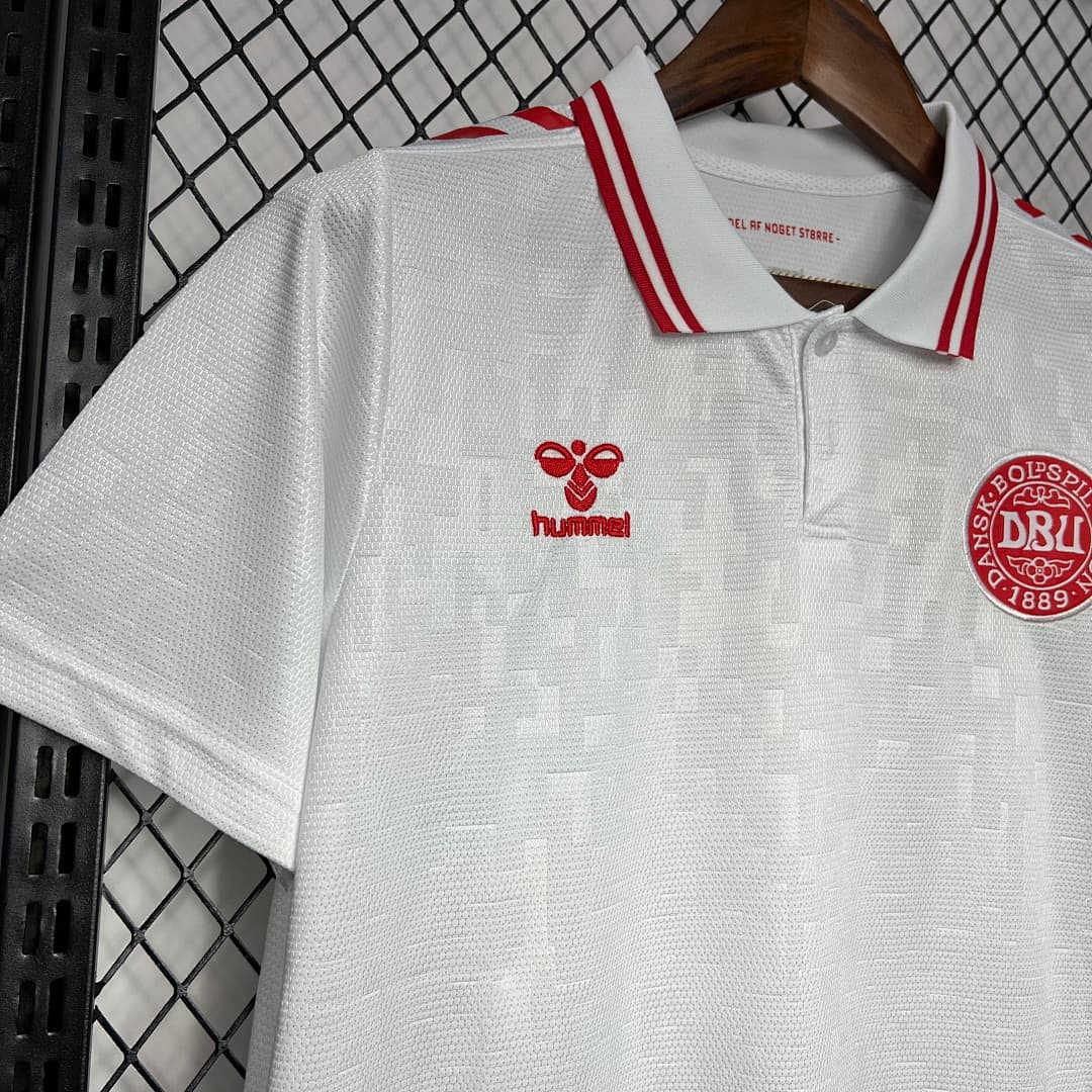 Denmark 2024-2025 Euro Maillot Extérieur miniature 3