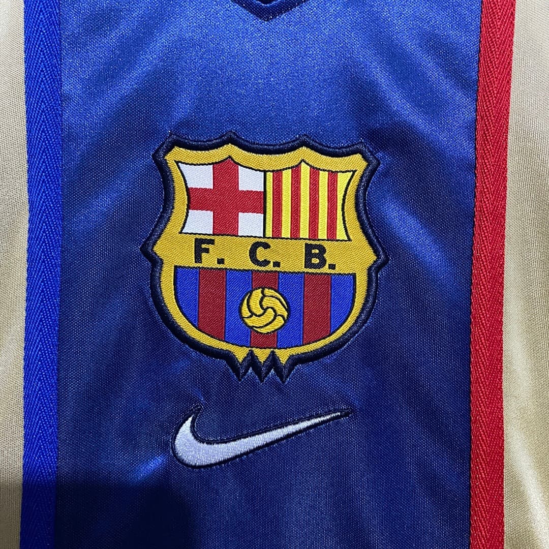 FC Barcelone Maillot Extérieur Retro 2002 miniature 6