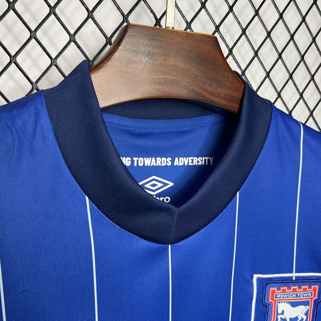 Ipswich Town F C 2024-2025 Maillot Domicile miniature 3
