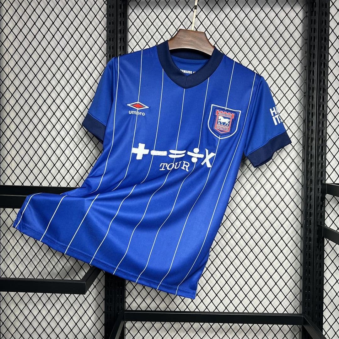 Ipswich Town F C 2024-2025 Maillot Domicile miniature 6