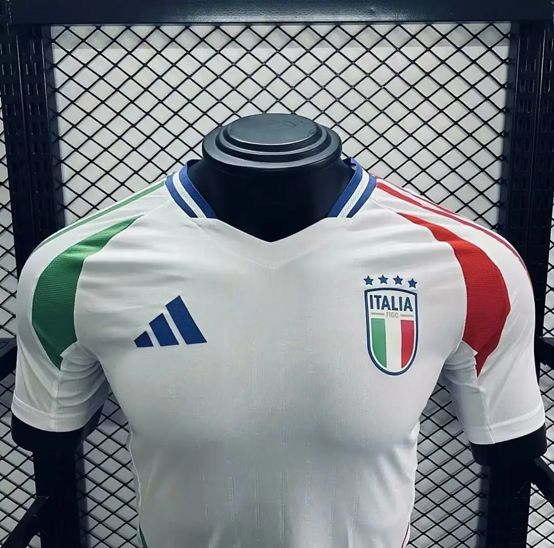 Italie Maillot Extérieur Version Joueur