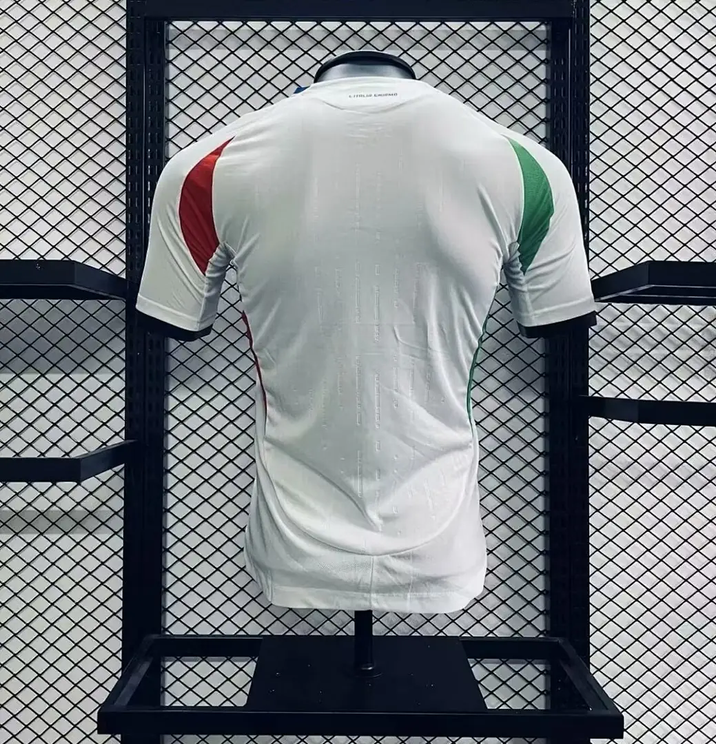 Italie Maillot Extérieur Version Joueur miniature 2