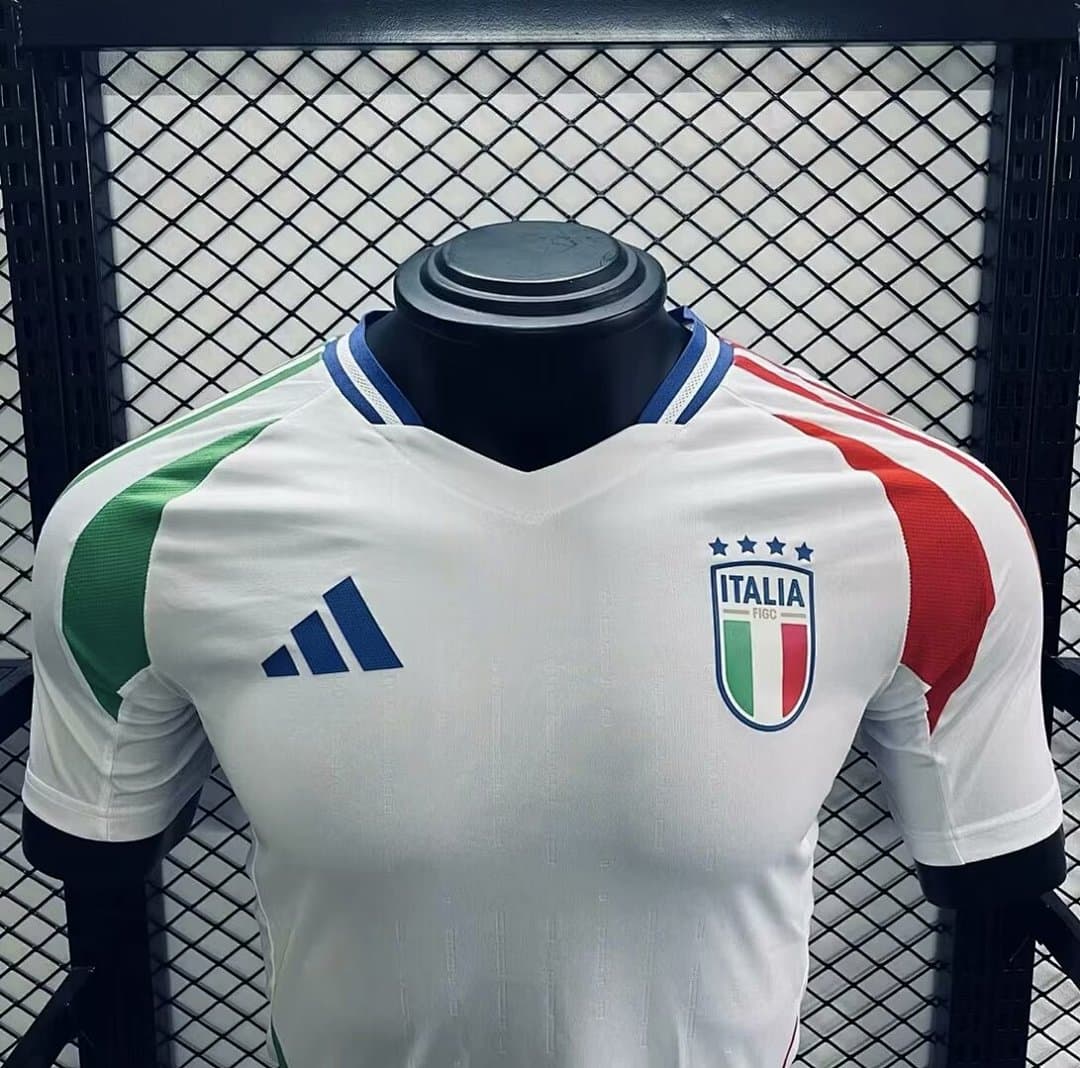 Italie Maillot Extérieur Version Joueur miniature 3