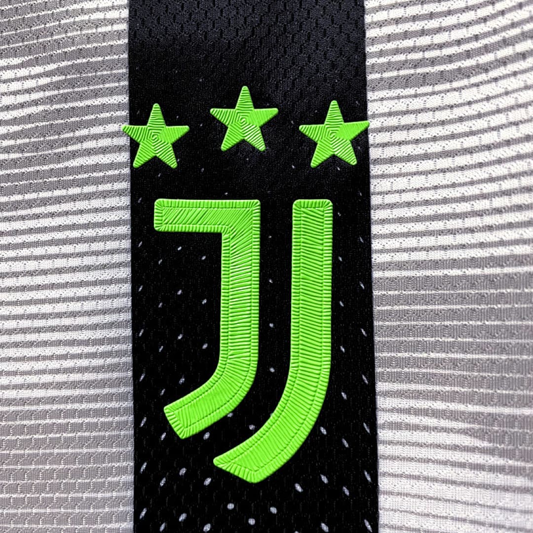 Juventus Maillot Domicile Edition Speciale 2021 miniature 10