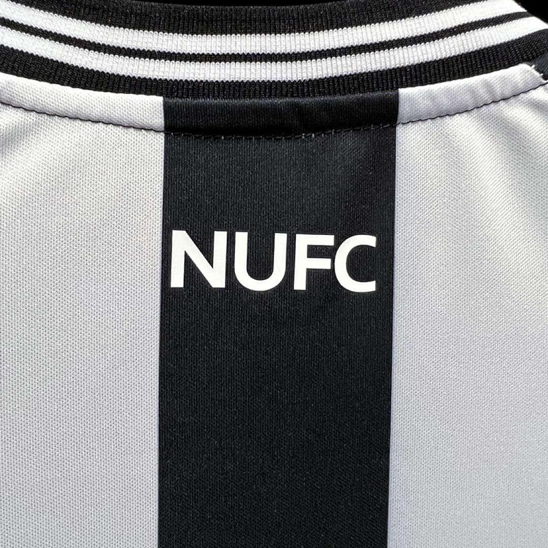 Newcastle Maillot Domicile miniature 8