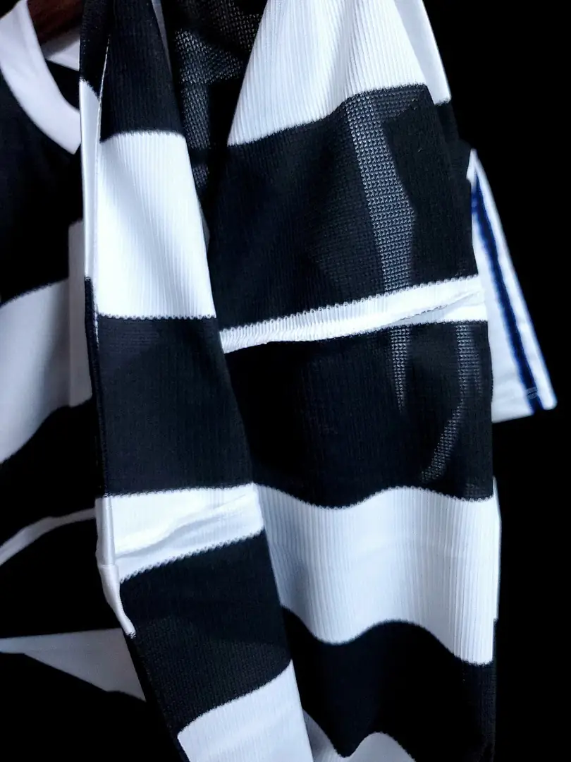 Newcastle Maillot Domicile Retro 1995-1997 miniature 2