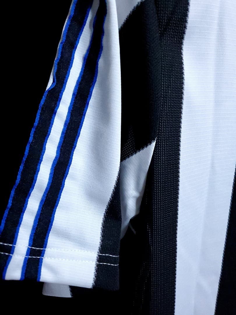 Newcastle Maillot Domicile Retro 1995-1997 miniature 12