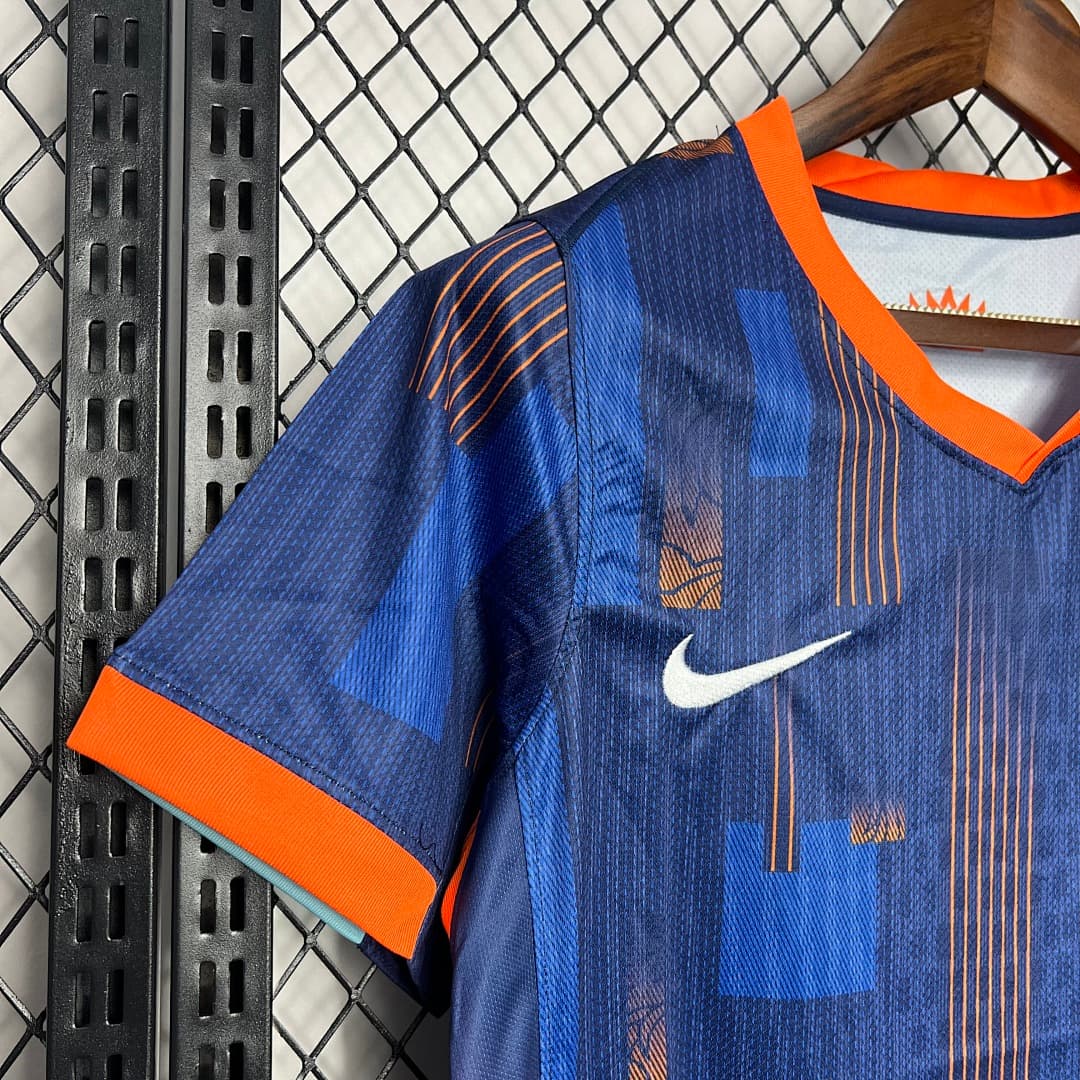 Pays-Bas Maillot Extérieur miniature 3