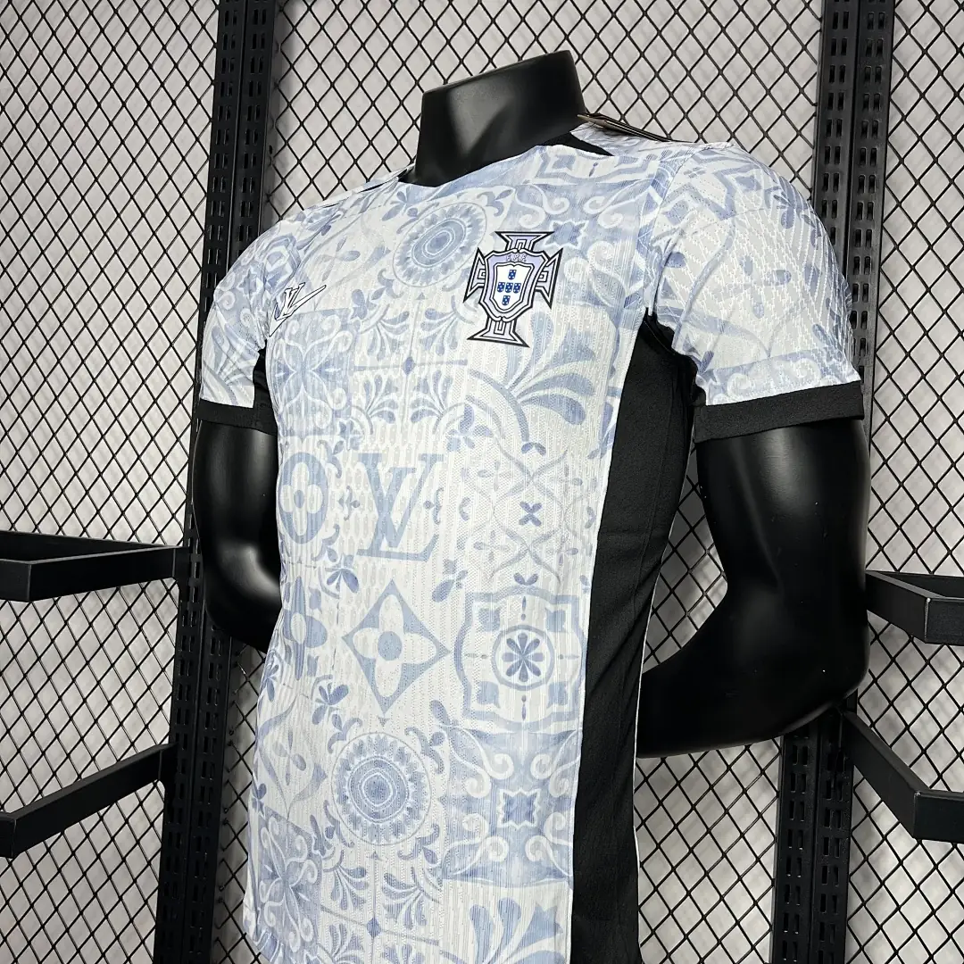 Portugal Maillot Domicile Version Joueur miniature 2
