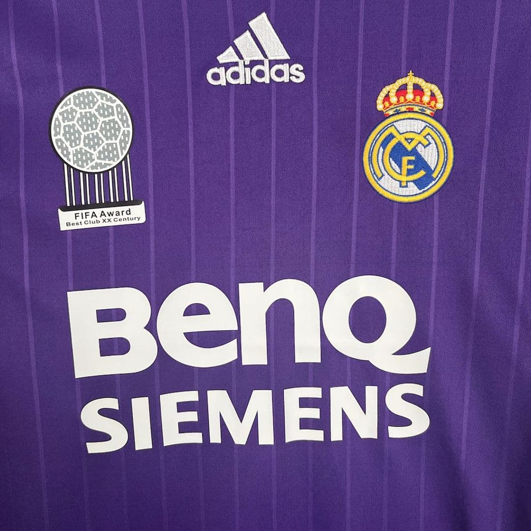 Real Madrid Maillot Third Retro 2006 miniature 4