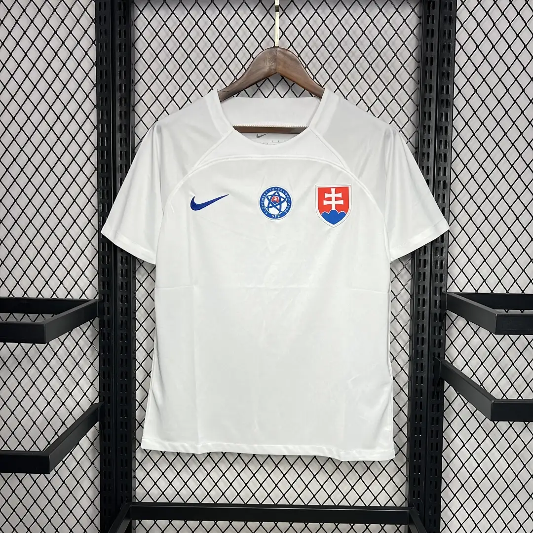 Slovakia 2024-2025 Euro Maillot Extérieur miniature 2