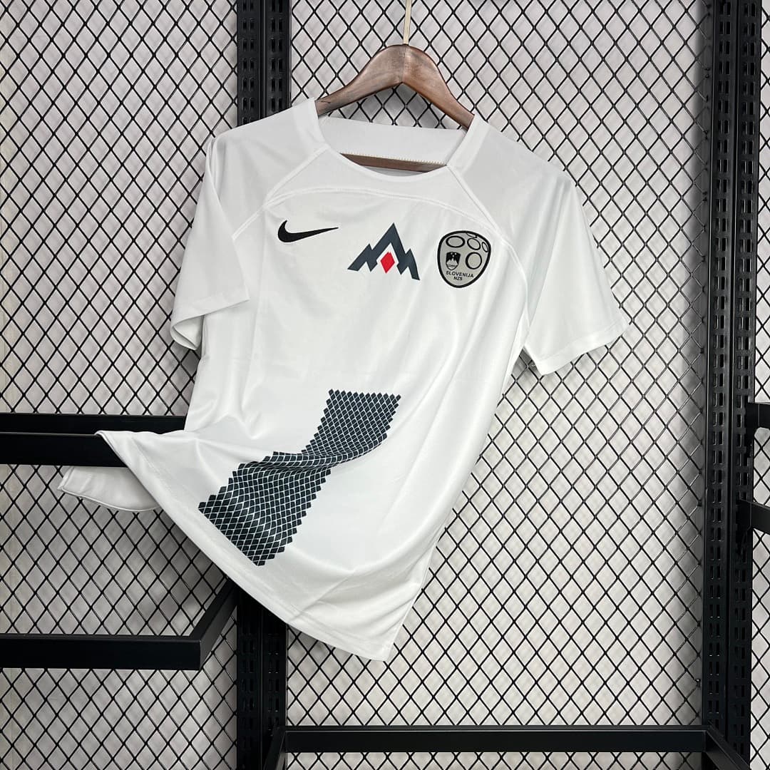 Slovenia 2024-2025 Euro Maillot Extérieur miniature 6