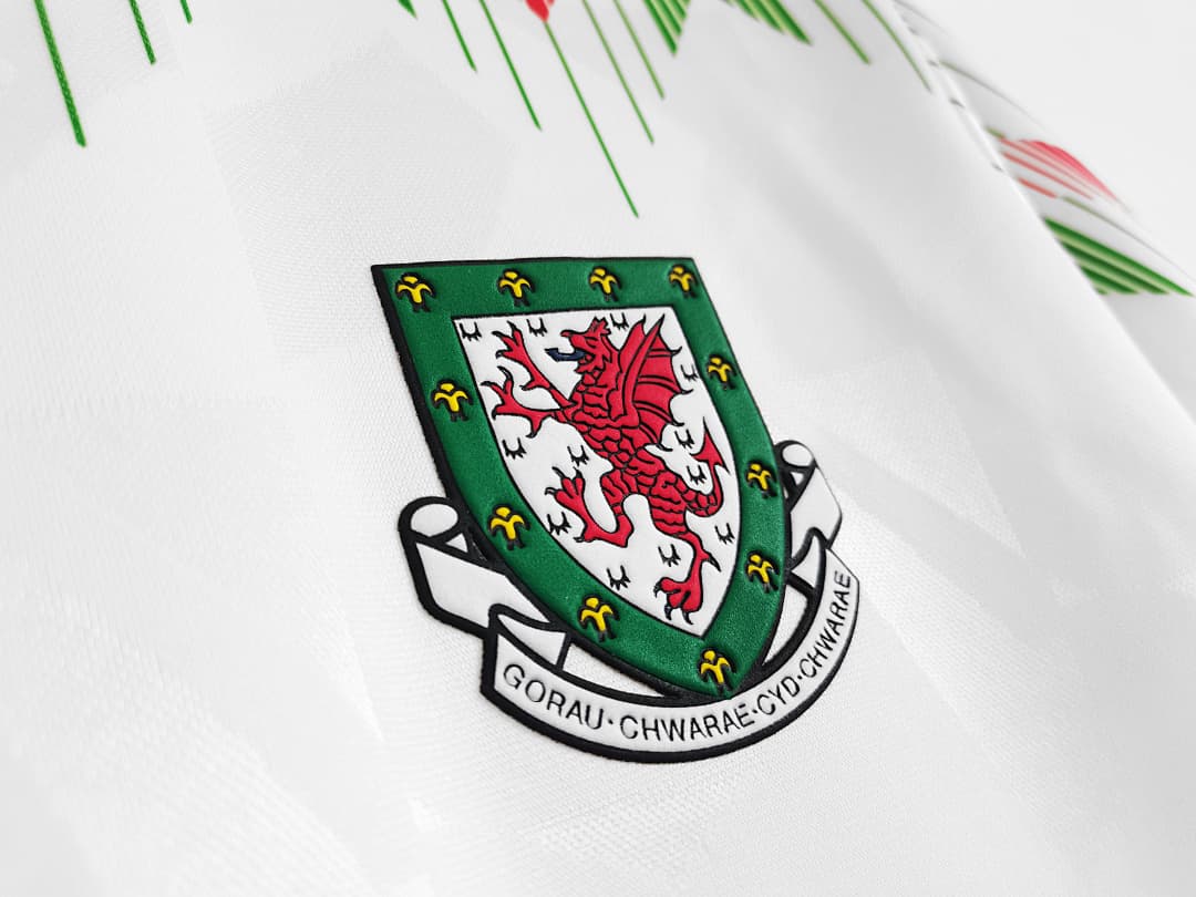 Wales Maillot Extérieur Retro 1990-1992 miniature 9