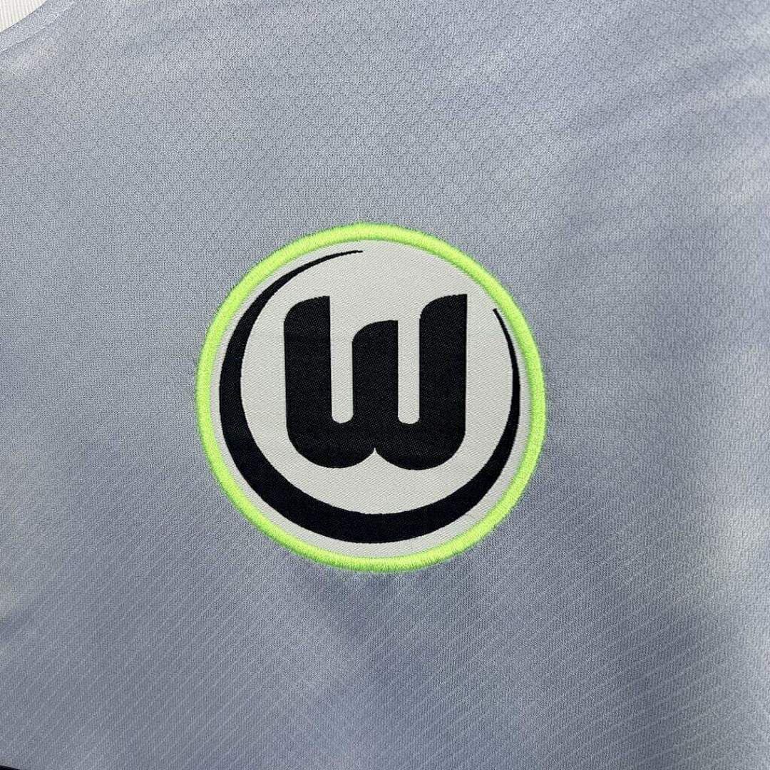 Wolfsburg 2025-2026 Maillot Extérieur miniature 4