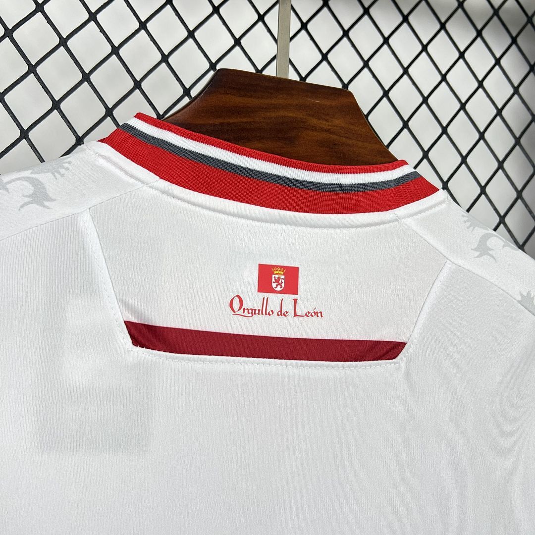 Cultural Leonesa Maillot Domicile 2025-2026 miniature 3