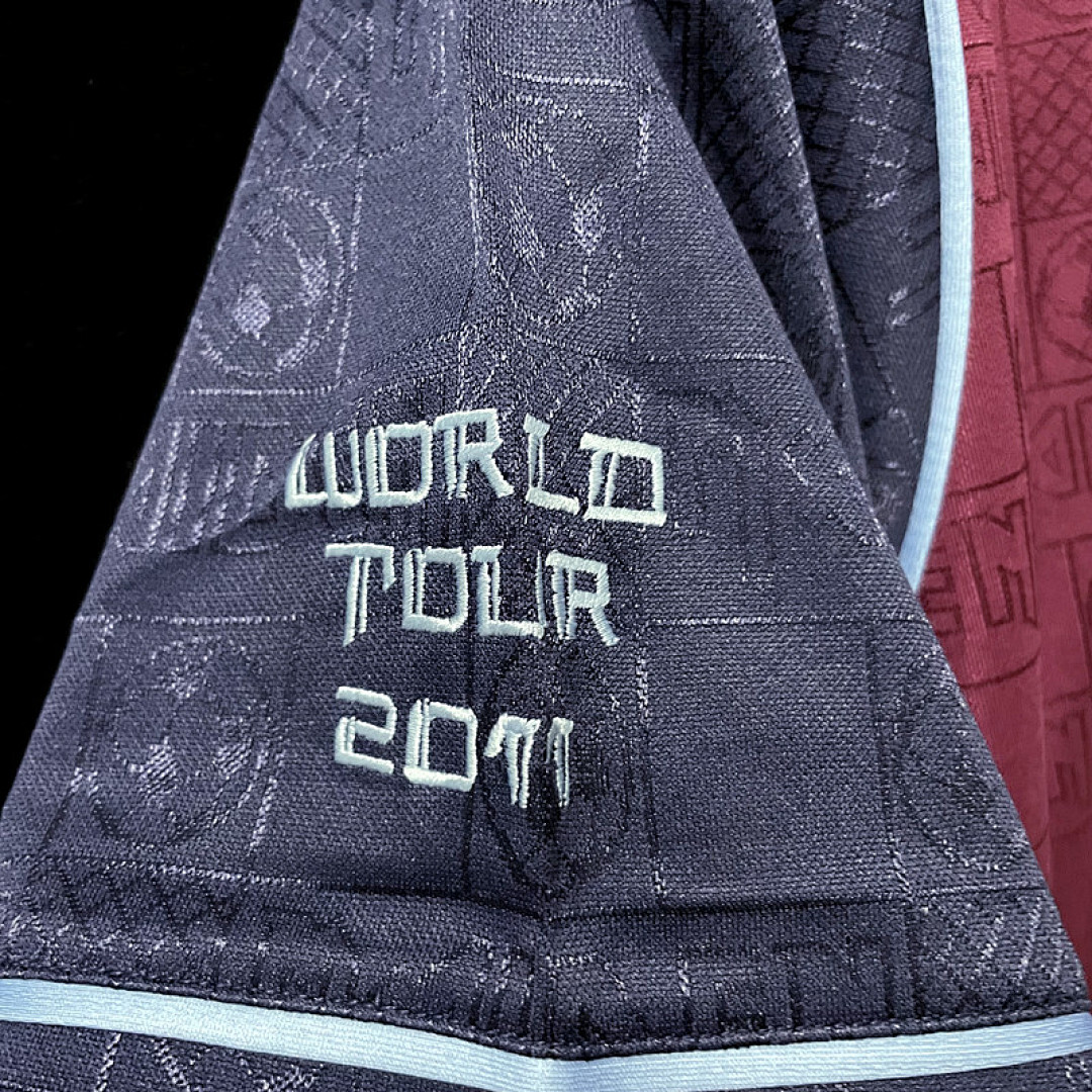 A definir Maillot Domicile Retro 2011 miniature 7