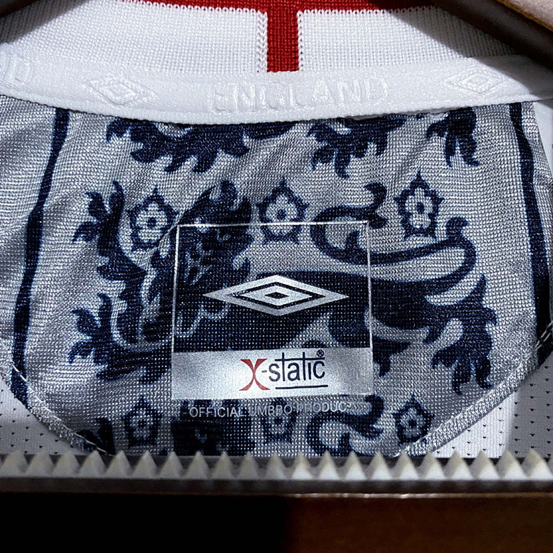 Angleterre Maillot Domicile Retro 2005 miniature 4