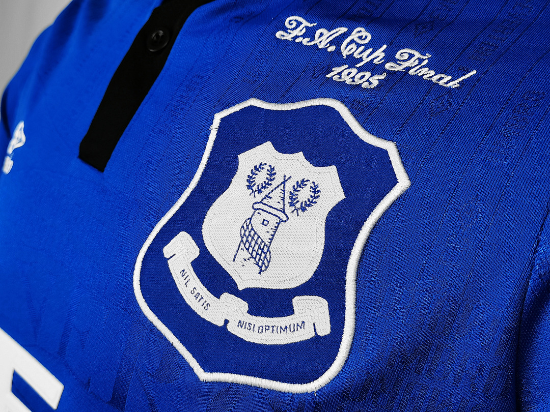 A definir Maillot Domicile Retro miniature 6