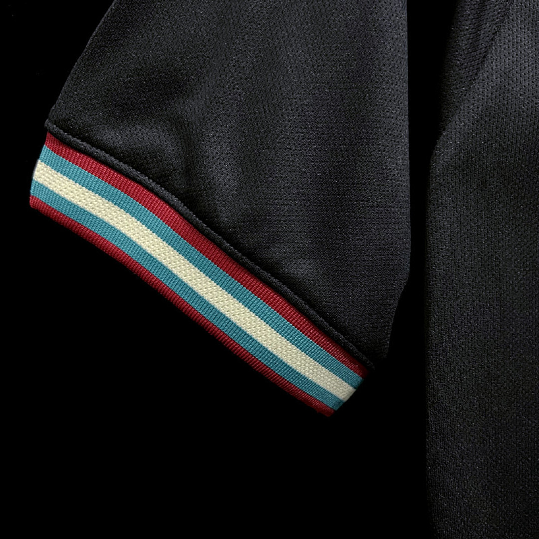 2324 Jamaica Maillot Exterieur miniature 5