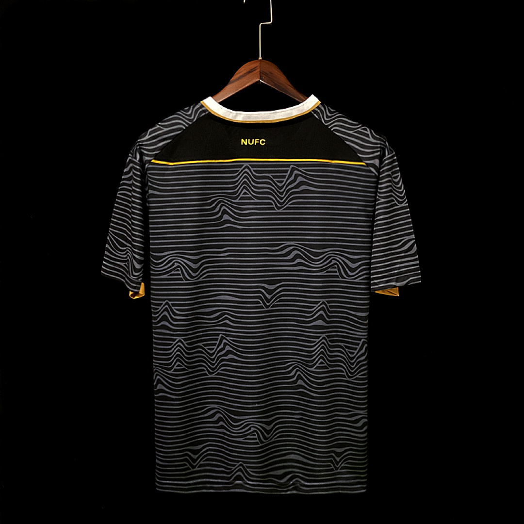 Newcastle Maillot Exterieur miniature 3