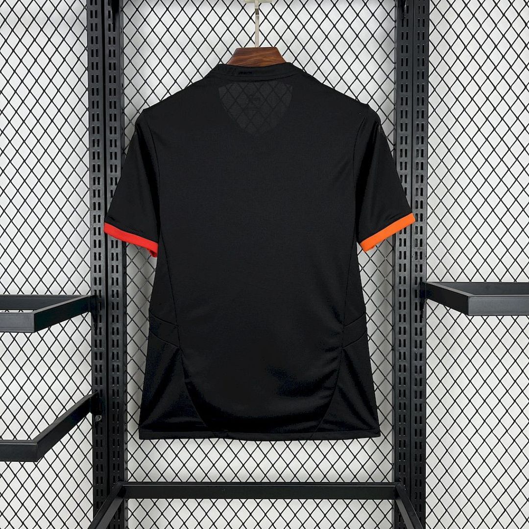 Galatasarays 2025-2026 Black Special Edition Maillot Domicile Edition Speciale miniature 8