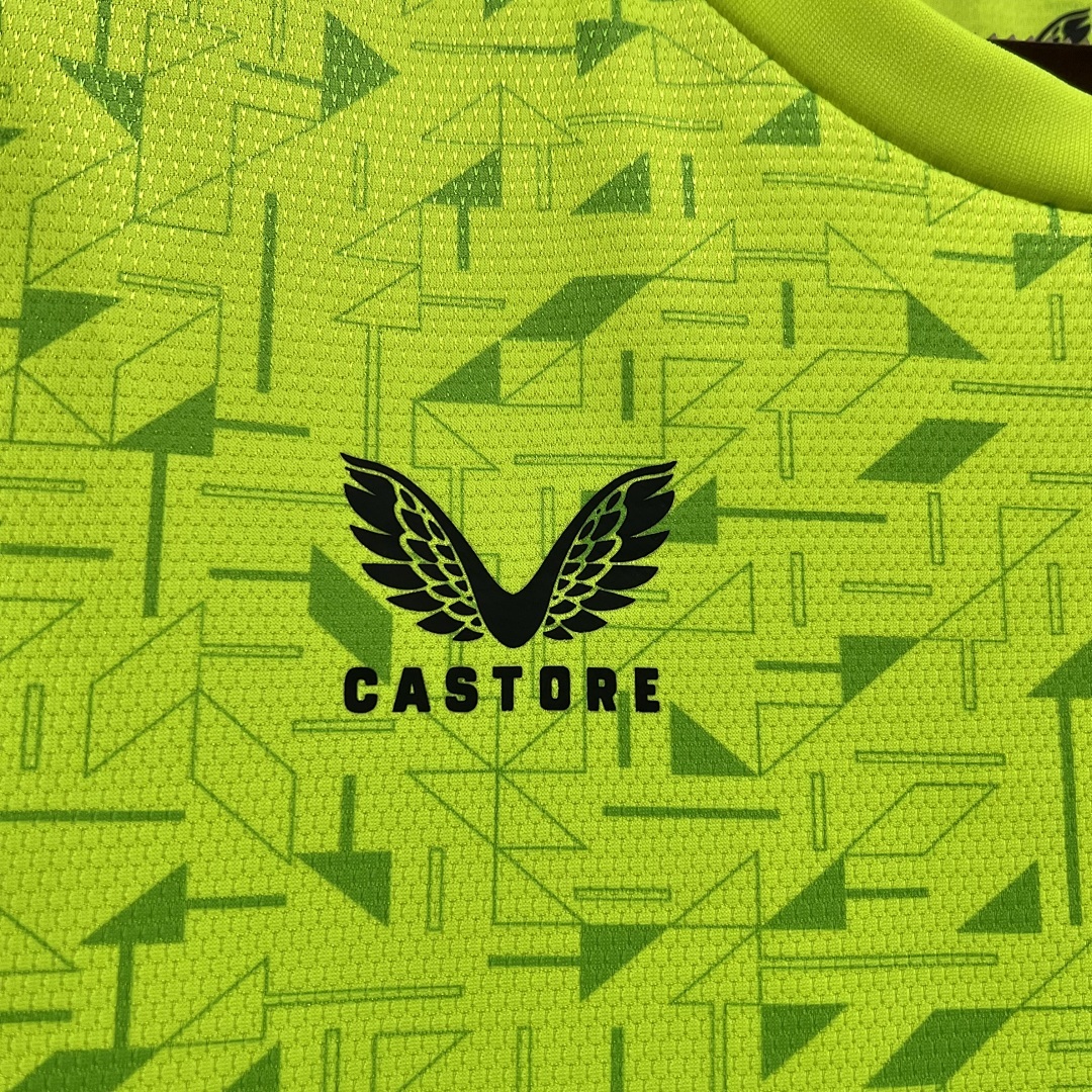 2324 Wolves Maillot Exterieur miniature 4