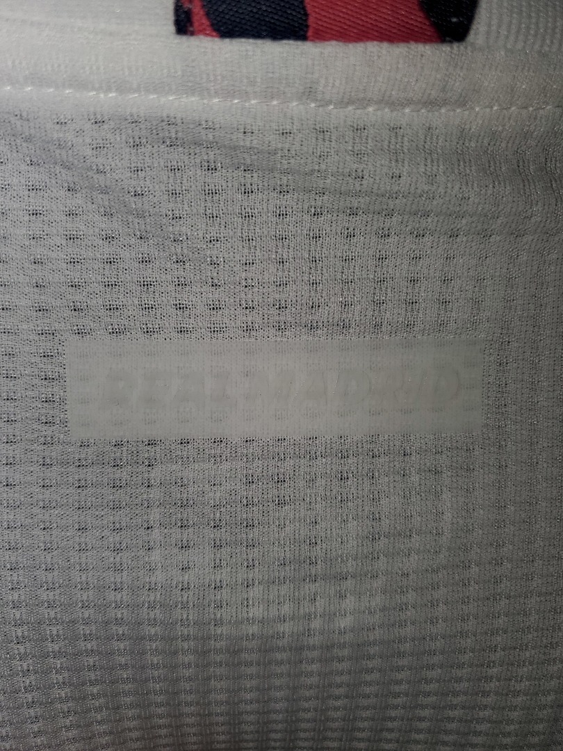 Real Madrid Maillot Domicile 2020-2021 miniature 3