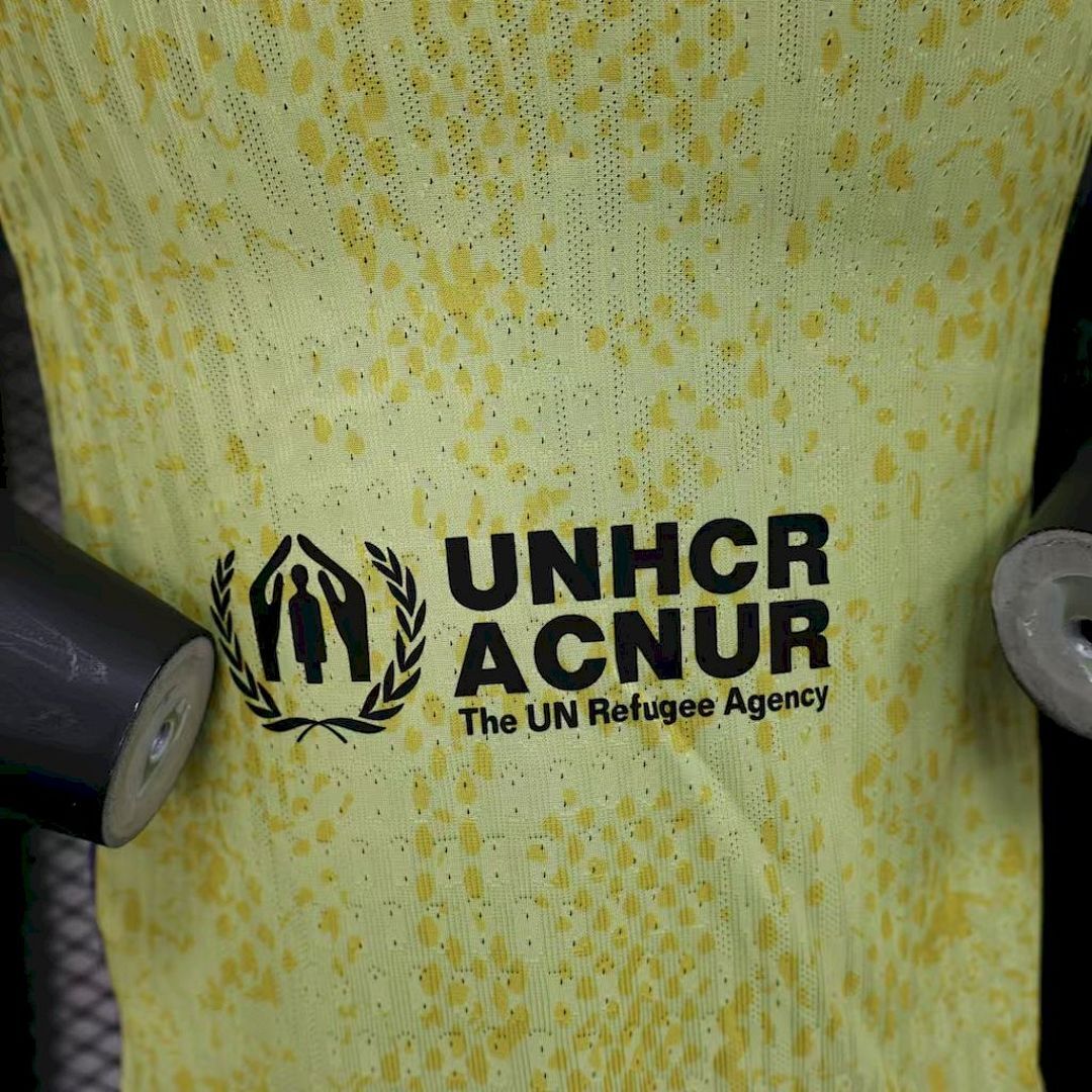 FC Barcelone Maillot Exterieur Version Joueur miniature 3