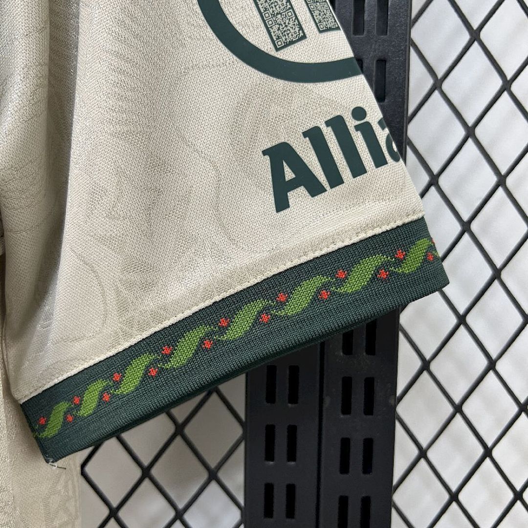 Bayern Munich Maillot Domicile 2025-2026 miniature 6