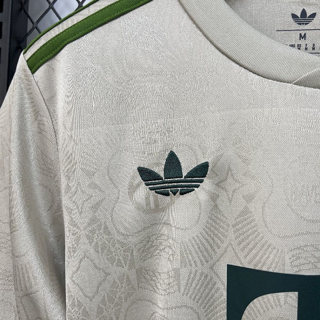 Bayern Munich Maillot Domicile 2025-2026 miniature 12