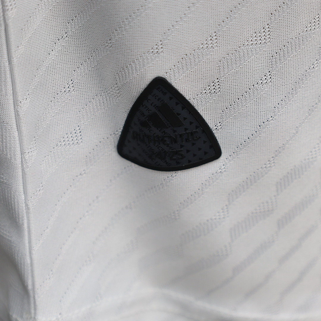 Real Madrid Maillot Domicile Version Joueur Edition Speciale miniature 3