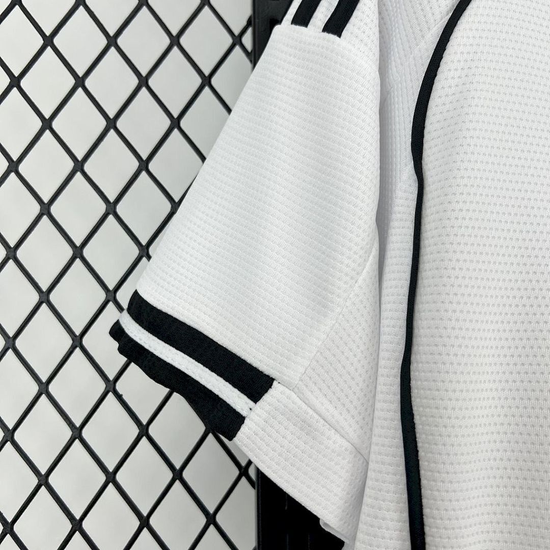 Besiktas 2025-2026 Maillot Domicile miniature 3