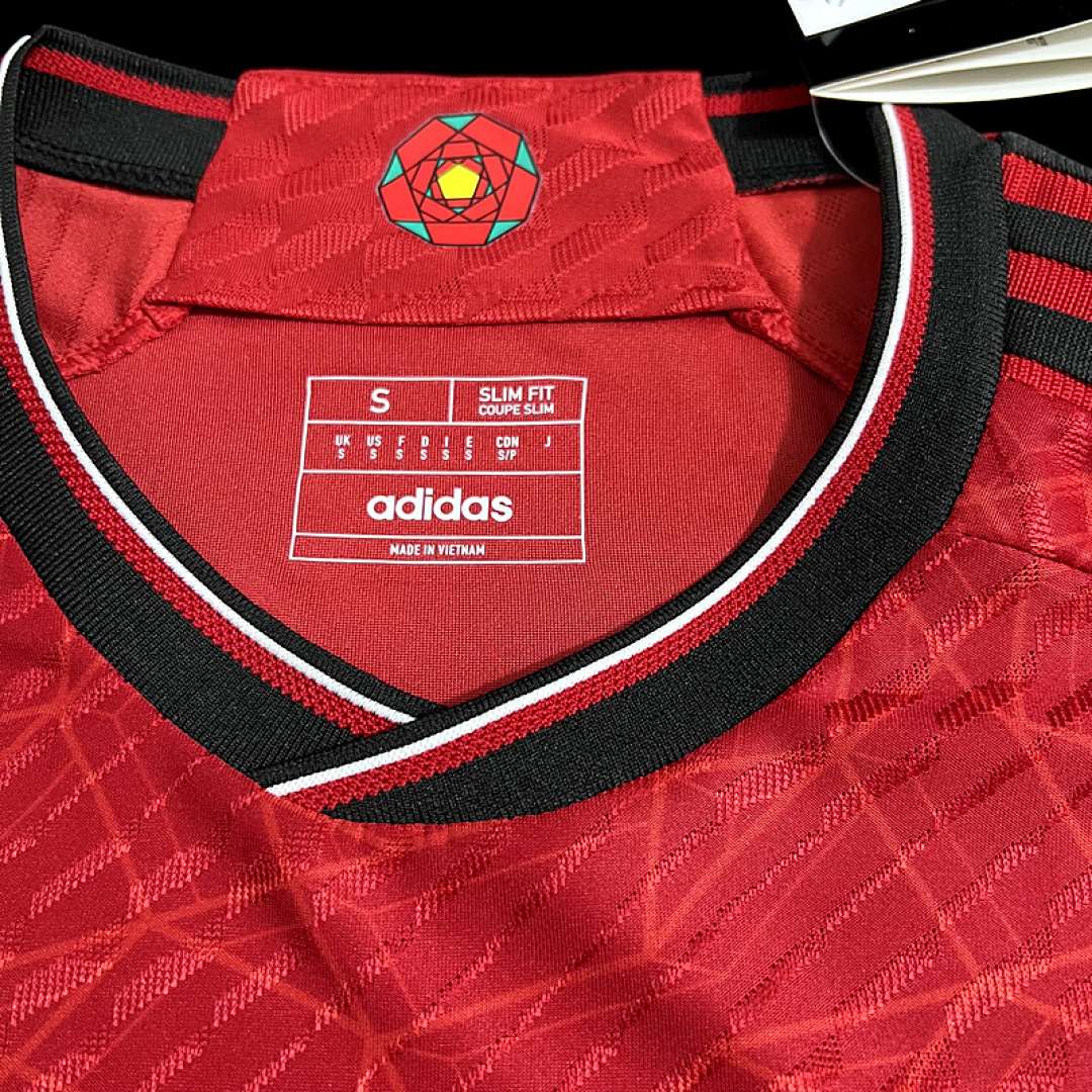 2324 M U Maillot Domicile Version Joueur miniature 9