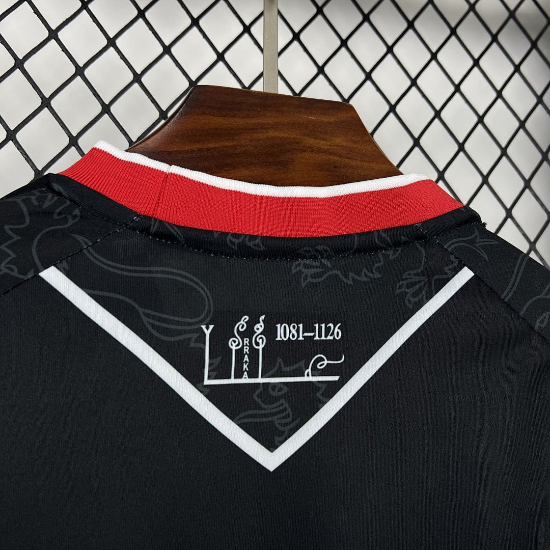 Cultural Leonesa Maillot Exterieur 2025-2026 miniature 3