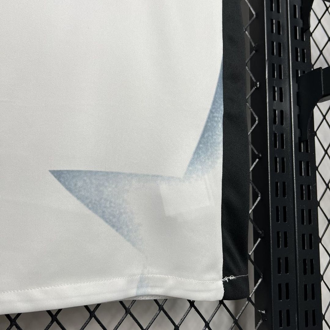 Eintracht Frankfurt 2024-2025 Maillot Domicile miniature 2