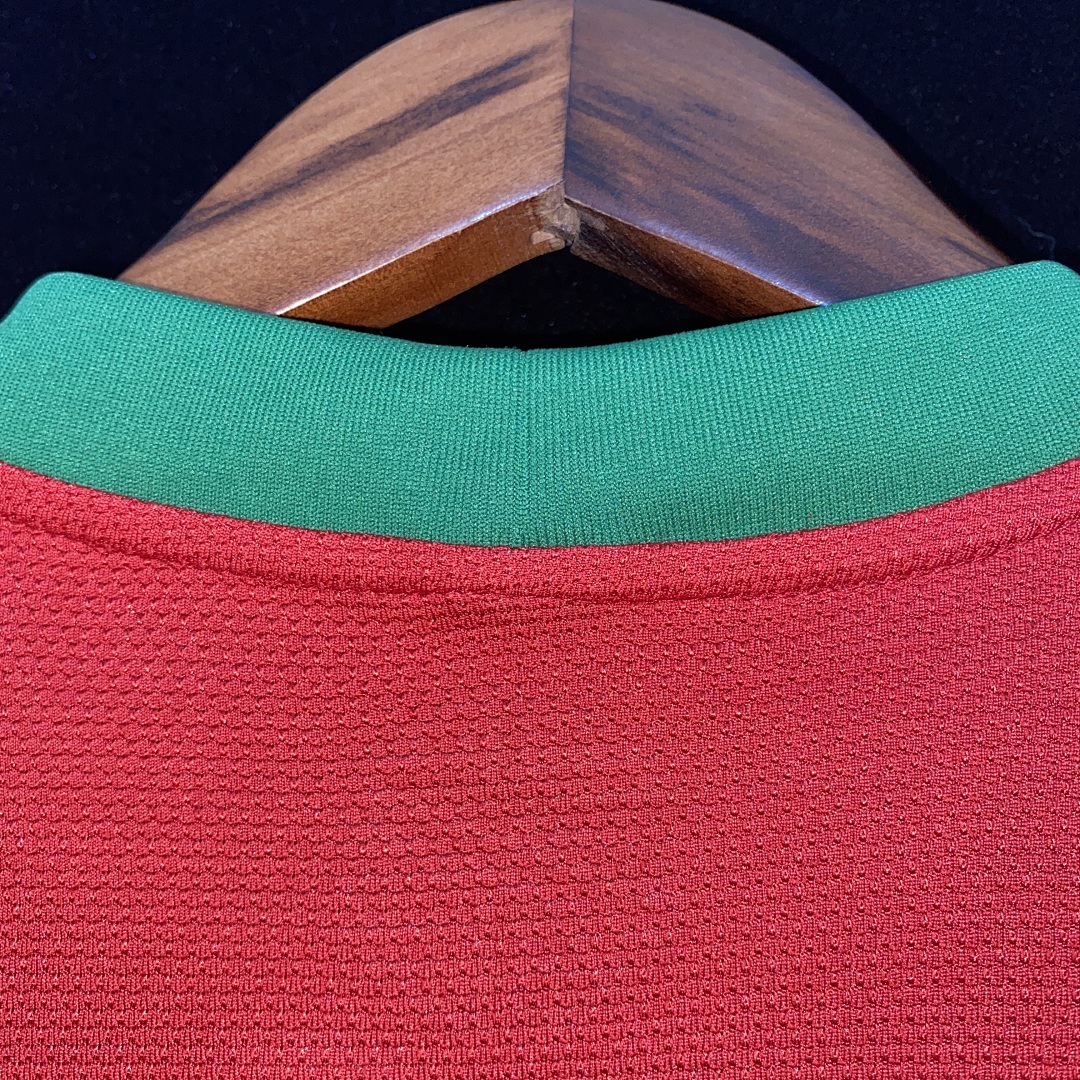 Portugal Maillot Domicile Retro 2012 miniature 3