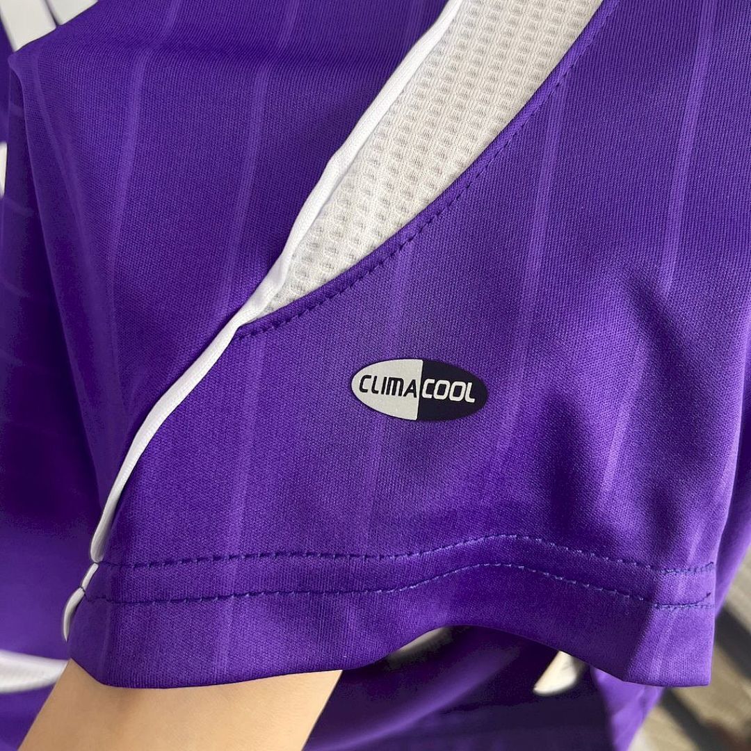 Real Madrid Maillot Third Retro 2006 miniature 6