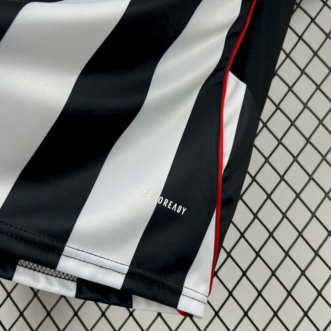 Besiktas 2025-2026 Maillot Exterieur miniature 5