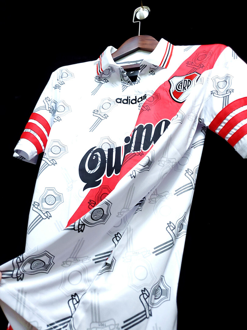A definir Maillot Domicile Retro 1996 miniature 3