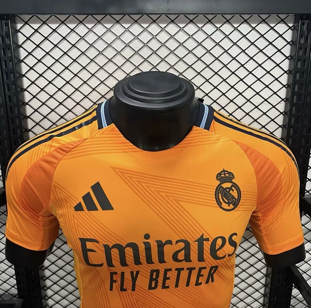 Real Madrid Maillot Exterieur Version Joueur miniature 3
