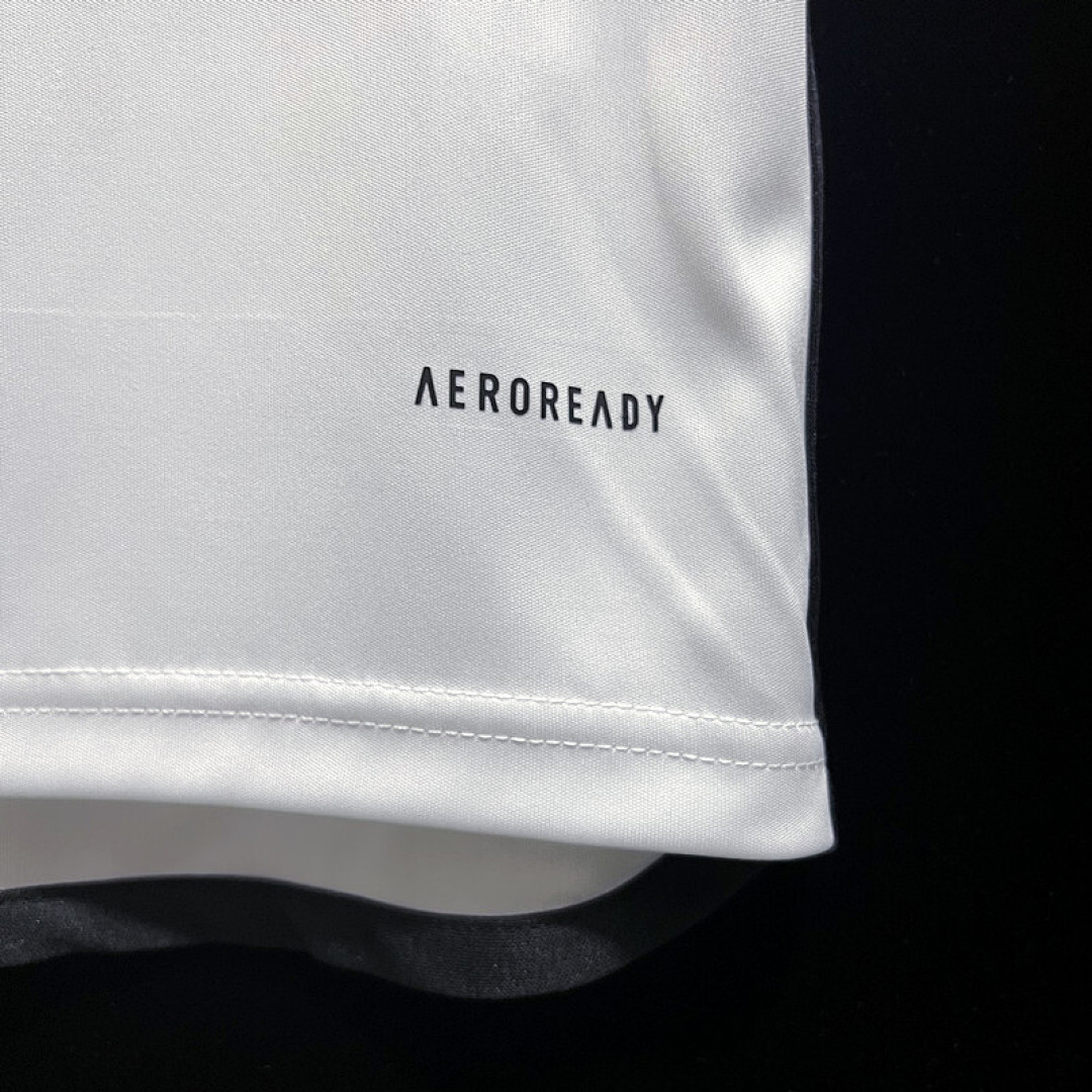 2324 Fulham Maillot Domicile miniature 7